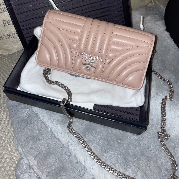 Prada Diagramme Impunture - Picture 8 of 8